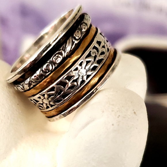 Silpada Twirl Ring - Picture 3 of 12